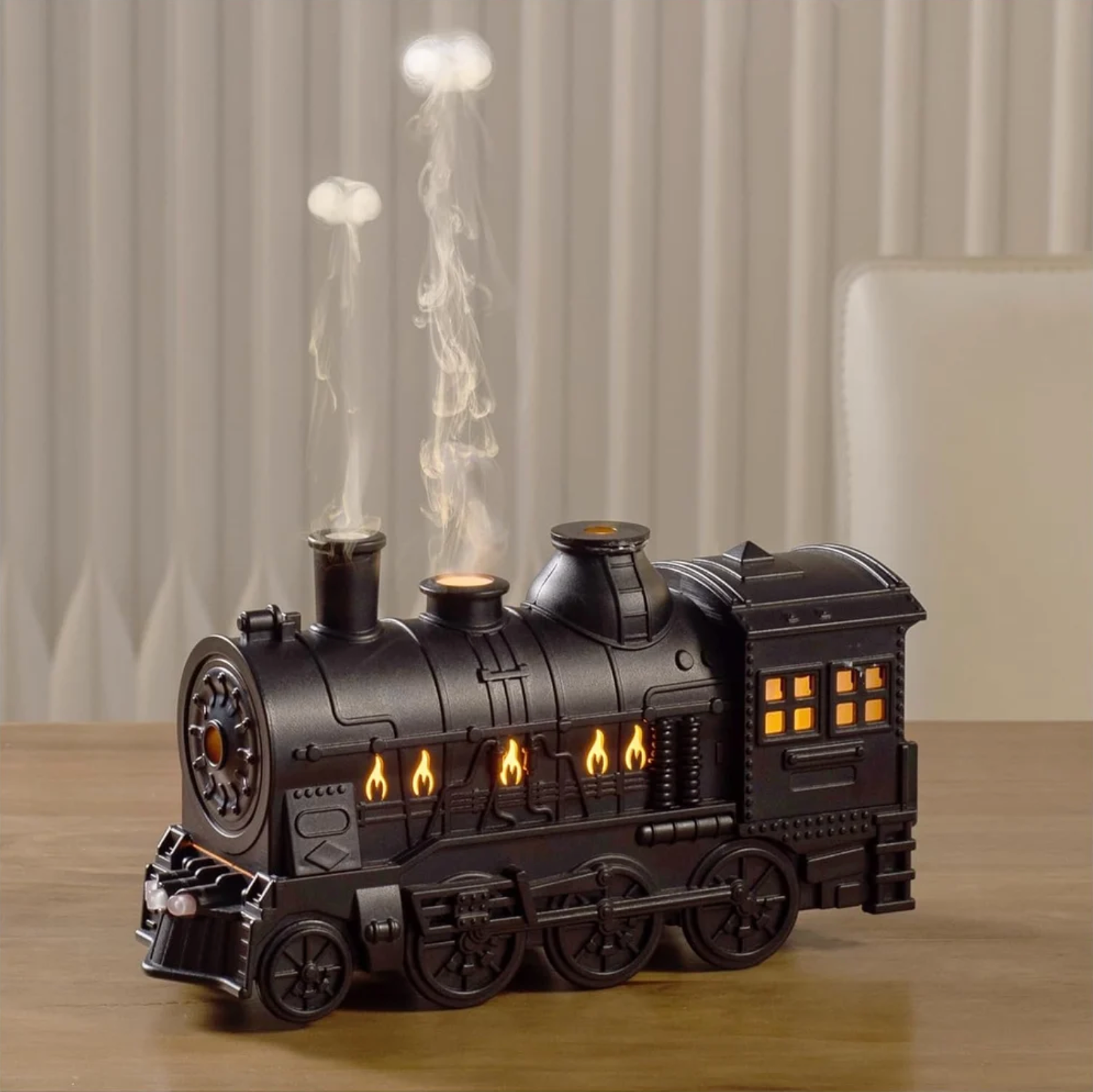 Train Engine Shape Humidifier, Essential Oil Aroma Diffuser (300ml Tank) (Black)